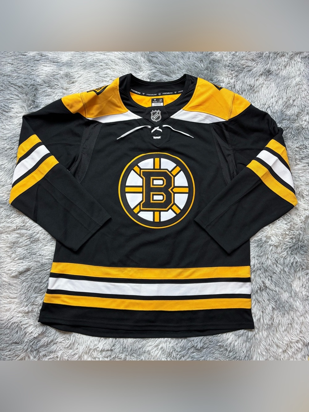 Fanatics Premium Boston Bruins W/ Fighting Strap Jersey NWOT